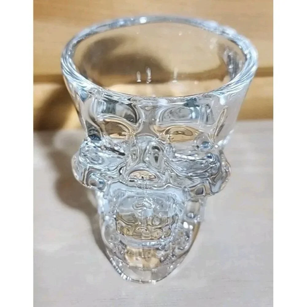 New SKULL SHOT Face GLASS 2 Inches 1.5oz Shot Great For Any Bar